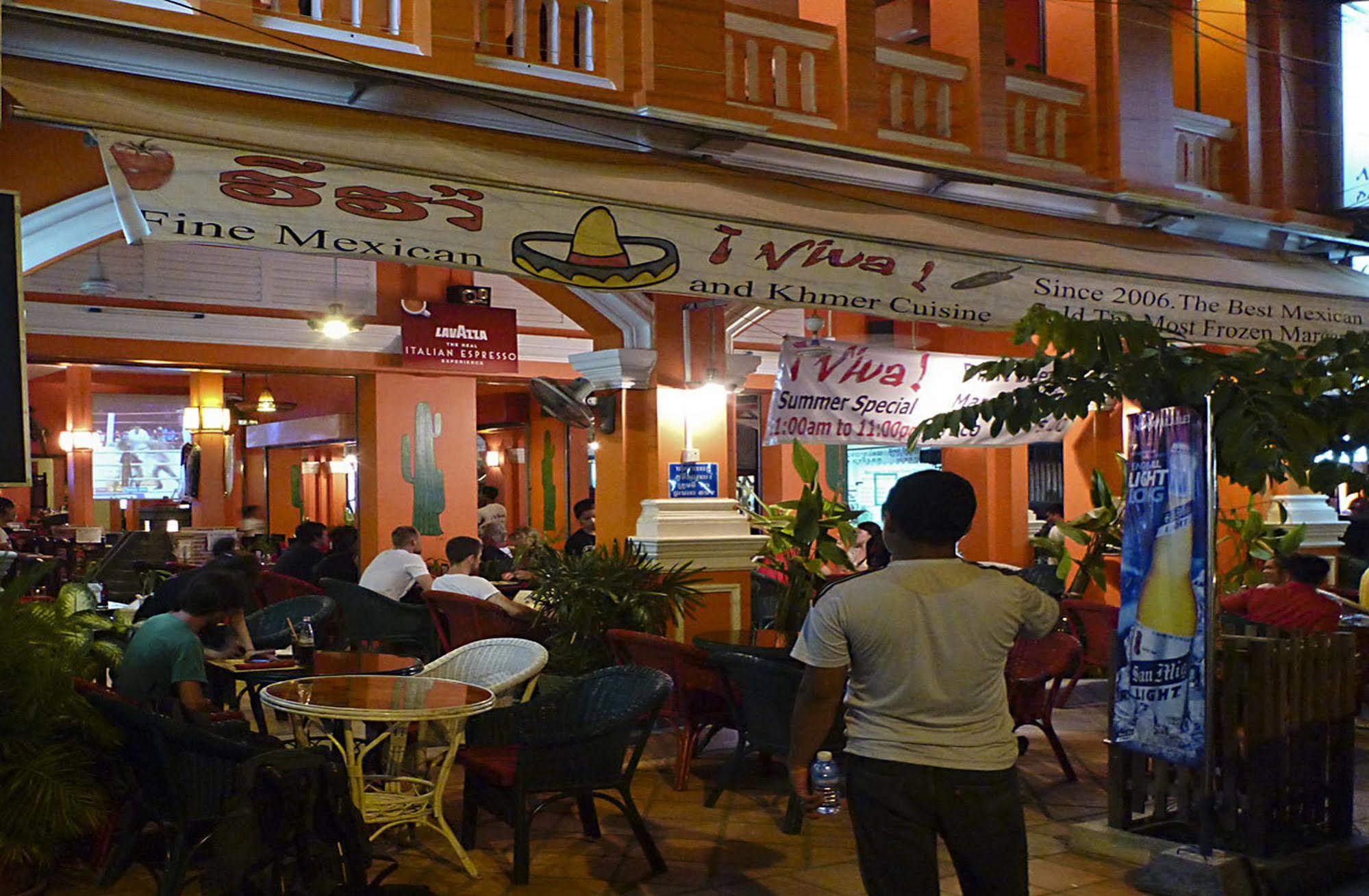 Viva Hotel Siem Reap Exterior foto